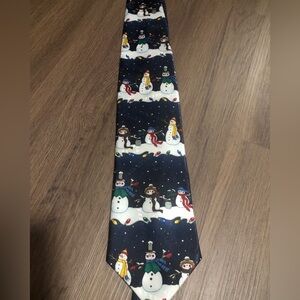 Snowman Holiday Tie